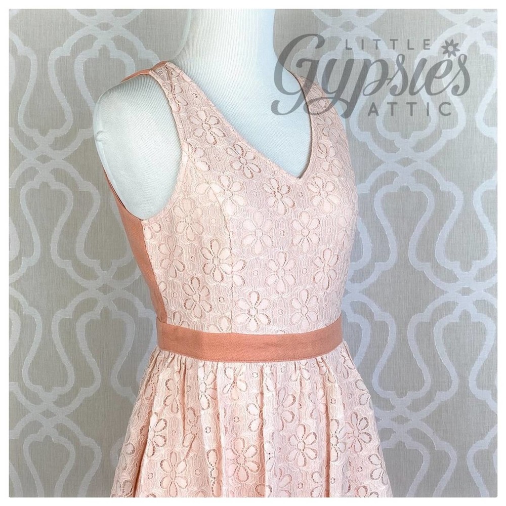 A'reve Marilyn's Retro Blush Dress - Picture 4 of 10